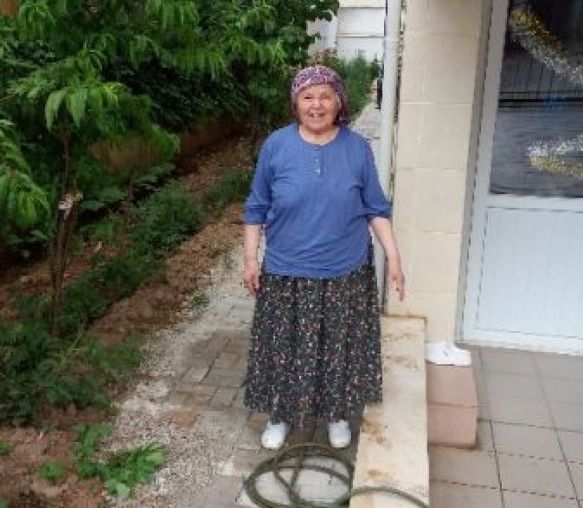 BAHÇEMİZ MAHSUL VERMEYE BAŞLADI Umut Dünyam Yaşlı Bakım Evi Denizli